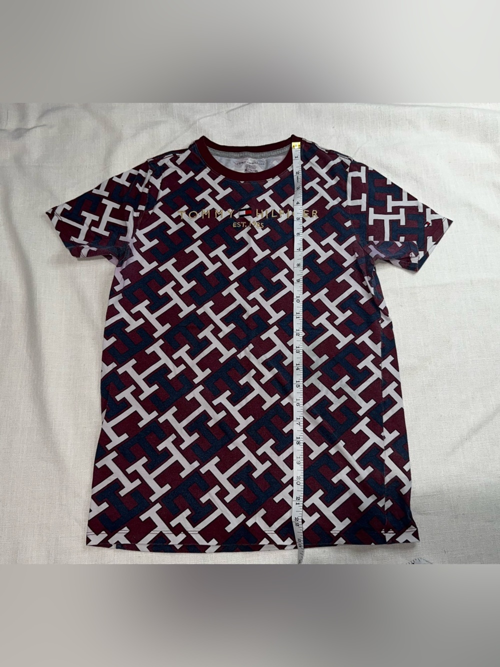 Tommy Hilfiger Maroon and Navy Patterned Crewneck